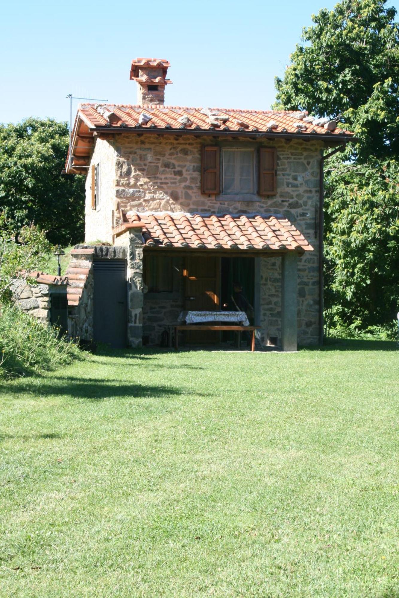 Agriturismo Prato Fiorito Bagni di Lucca Exterior foto